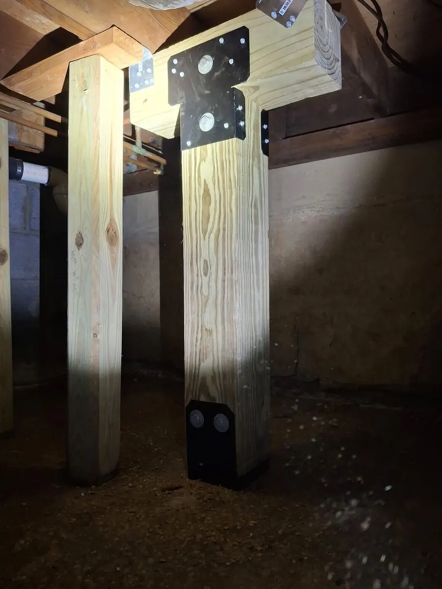 New support column installation in crawlspace